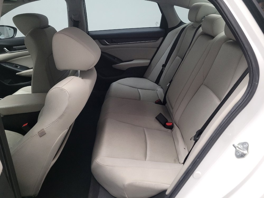 Used 2018 Honda Accord EX image 18