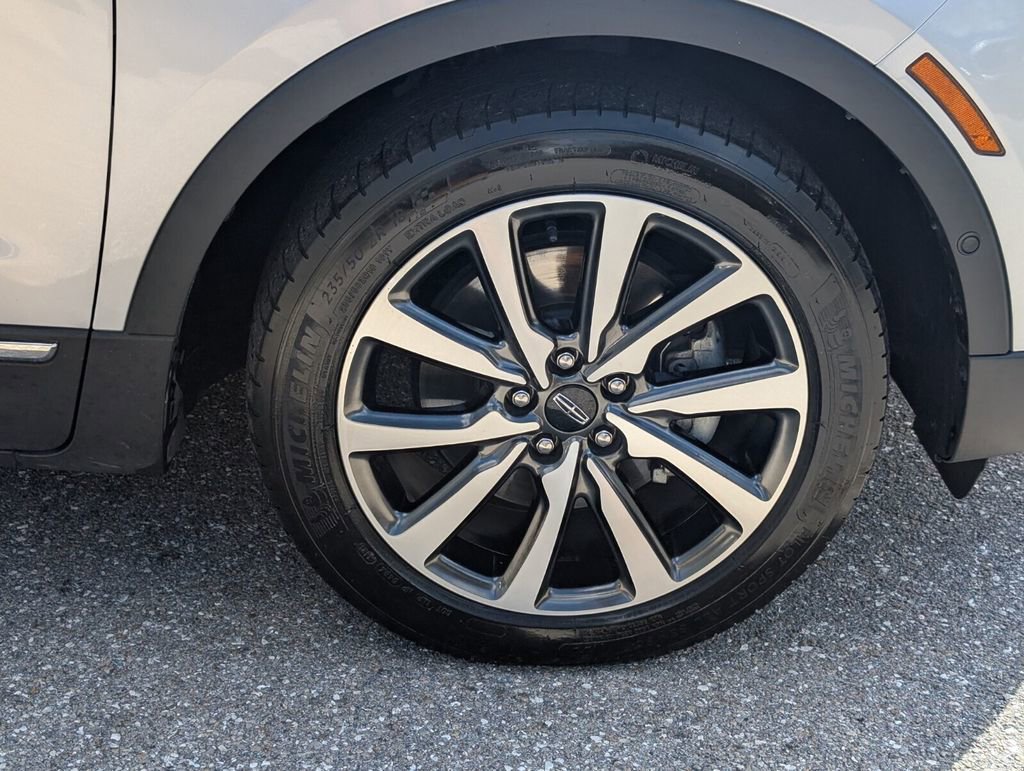 Used 2019 Lincoln MKC Reserve w/ MKC Technology Package image 9