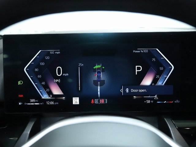 Certified 2025 BMW 530i xDrive w/ Premium Package image 25