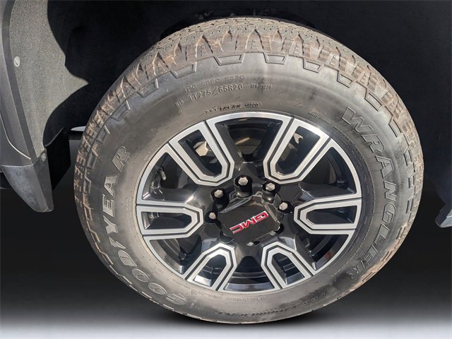Used 2021 GMC Sierra 2500 AT4 w/ AT4 Premium Plus Package image 10
