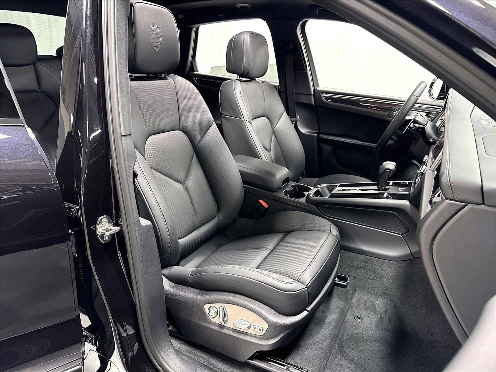 New 2026 Porsche Macan S AWD/4WD image 29