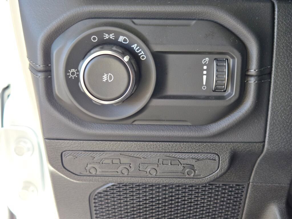 New 2026 Jeep Wrangler Sahara w/ Safety Group image 29