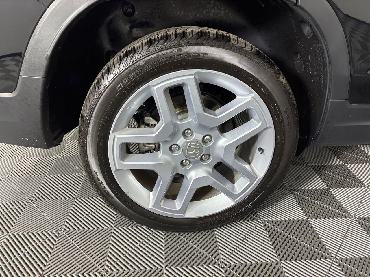 Used 2025 Honda Passport EX-L image 38