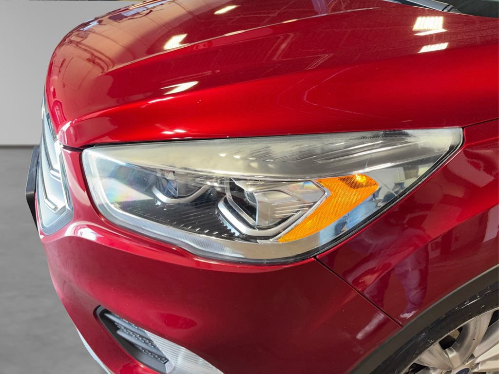 Certified 2018 Ford Escape Titanium w/ Ford Safe & Smart Package AWD/4WD image 22
