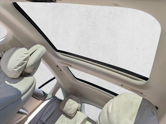 Certified 2023 Mercedes-Benz EQS 580 4MATIC Sedan image 15
