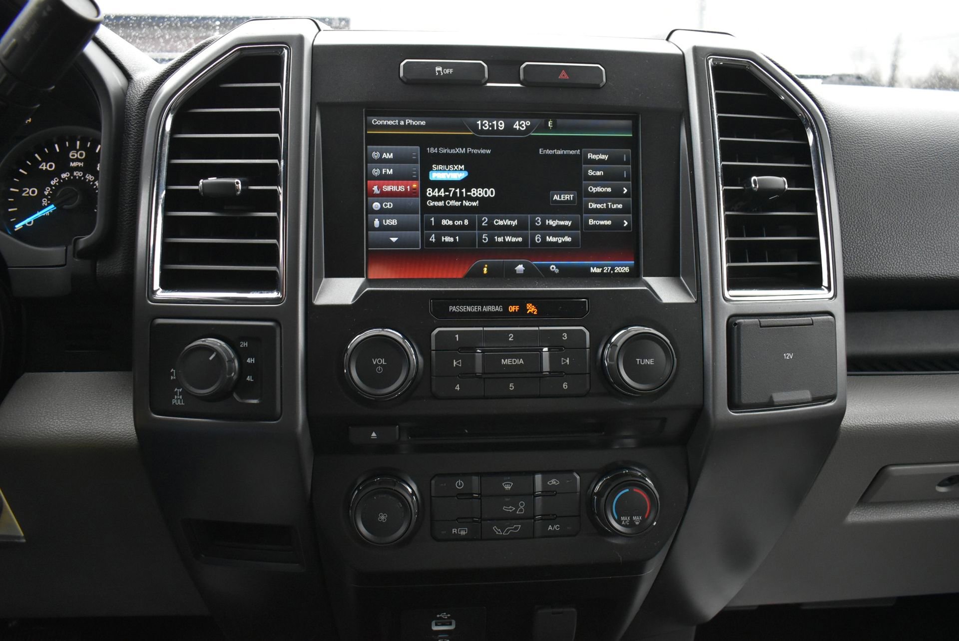 Used 2015 Ford F150 XLT w/ Equipment Group 301A Mid image 25