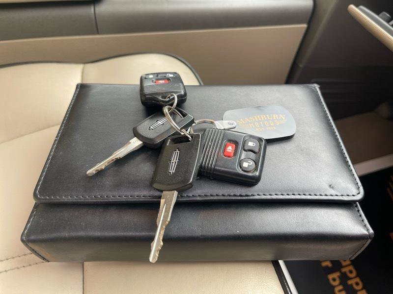 Used 2006 Lincoln Mark LT 4x4 image 51