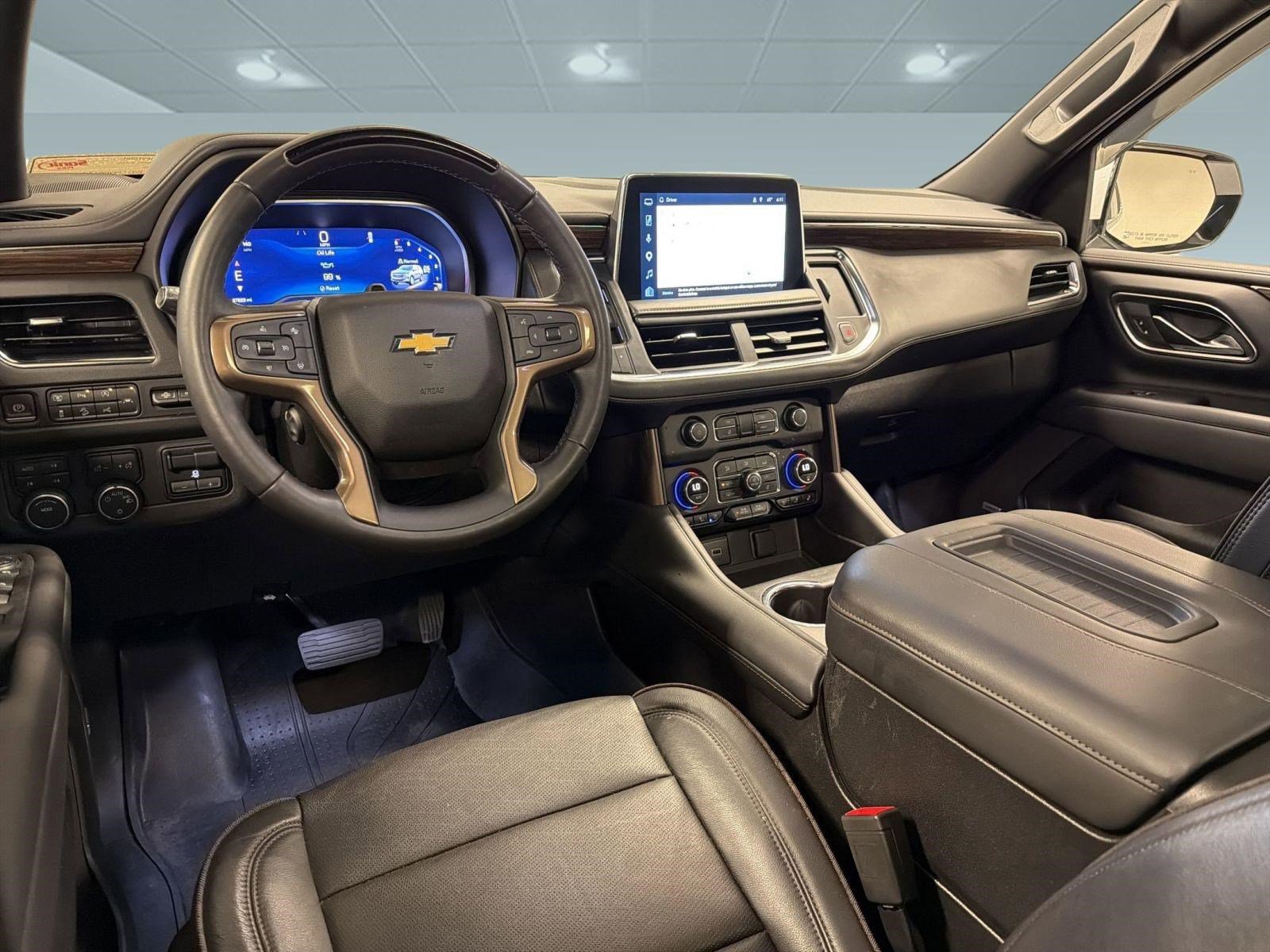 Used 2023 Chevrolet Tahoe High Country w/ Advanced Technology Package AWD/4WD image 28