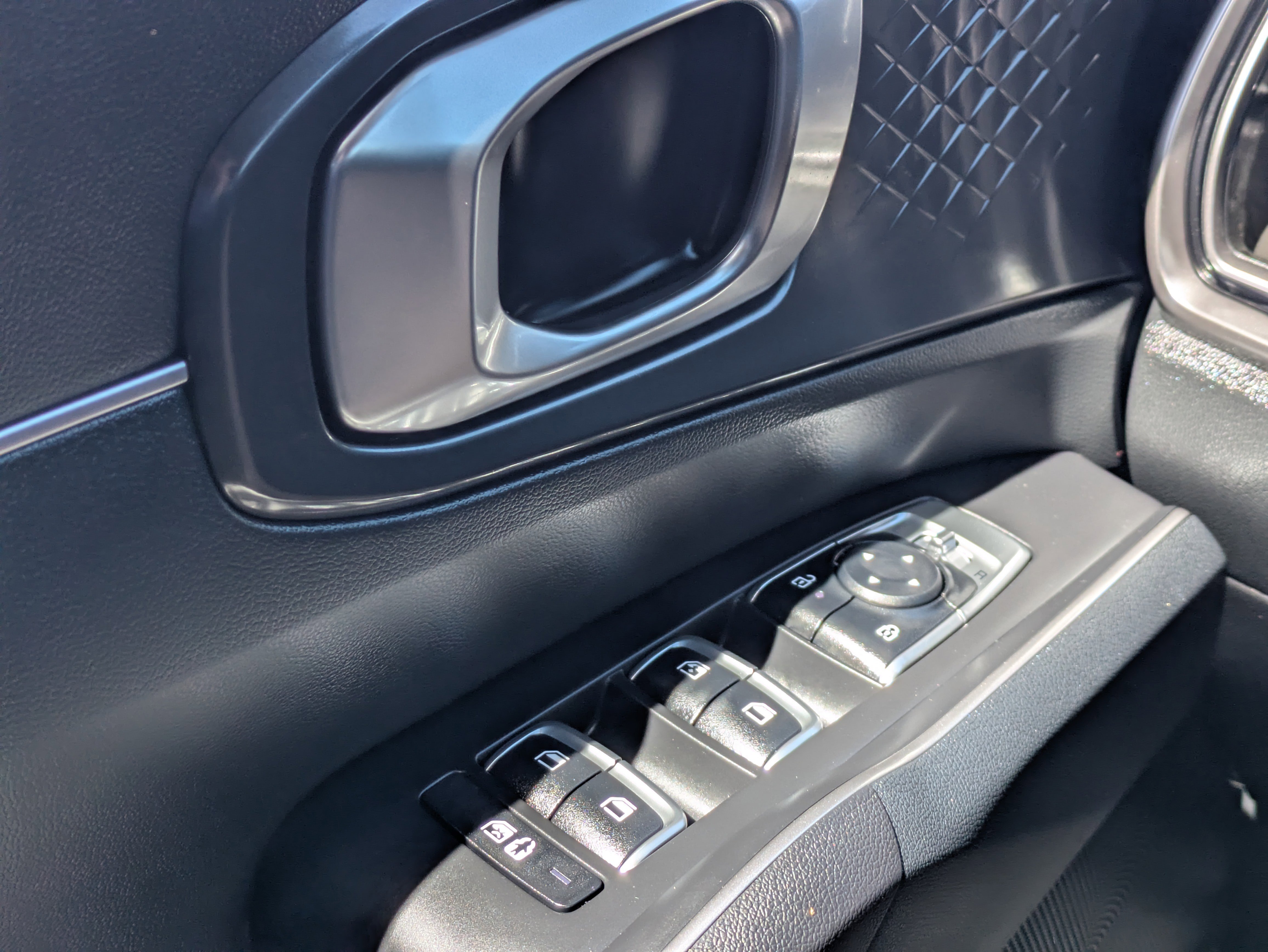Certified 2025 Kia Sorento S w/ Panoramic Sunroof Package FWD image 27