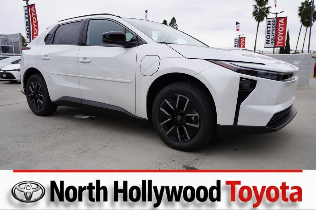 New 2026 Toyota bZ XLE Plus image 3