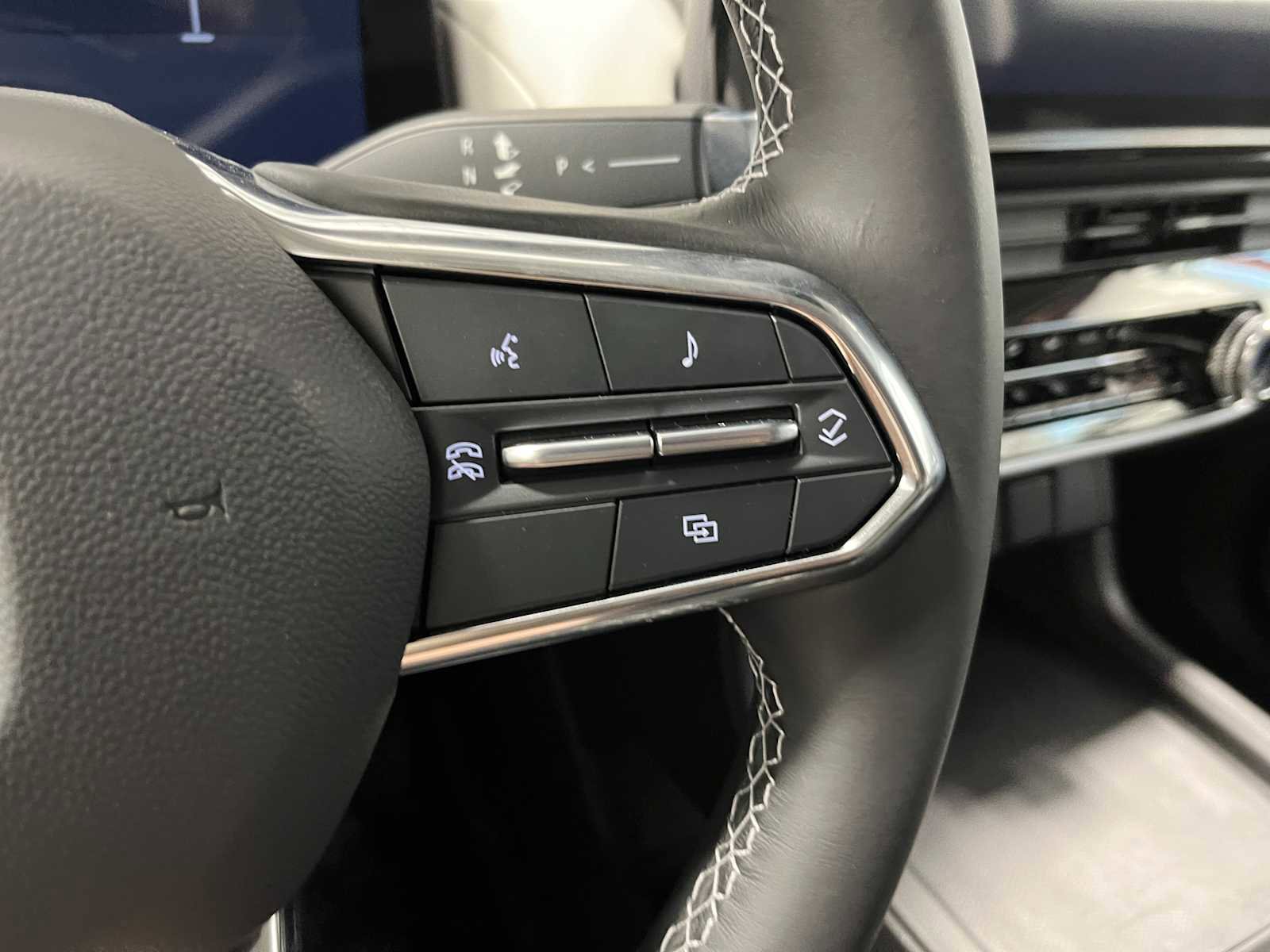 New 2025 Honda Prologue Touring image 19