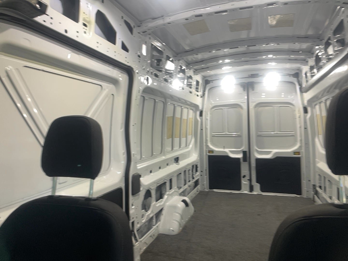 Used 2022 Ford Transit 350 148 High Roof Extended RWD image 6