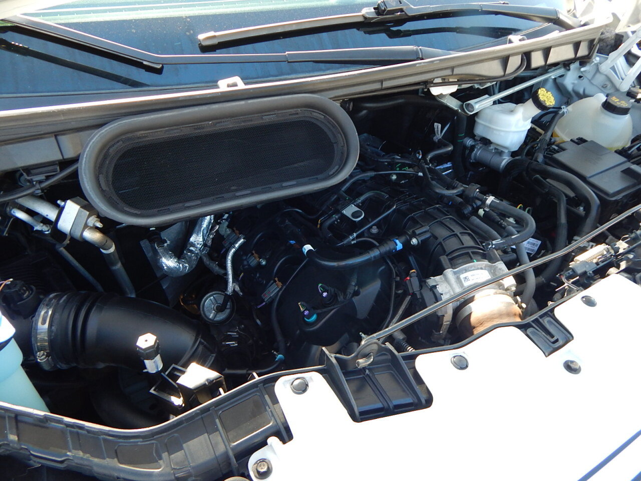 Used 2024 Ford Transit 350 XLT RWD image 29