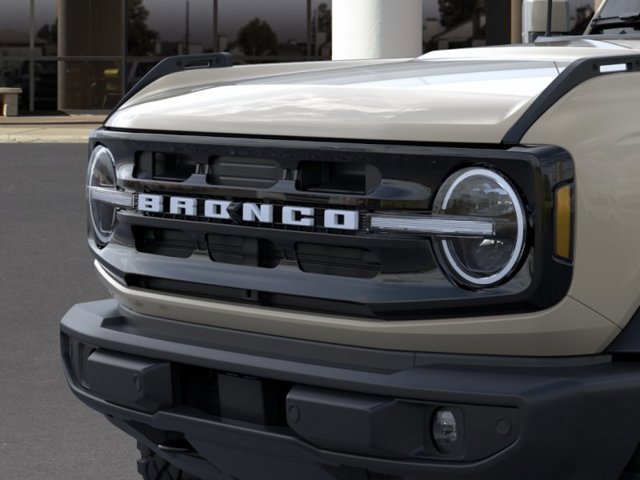 New 2026 Ford Bronco Outer Banks AWD/4WD image 19