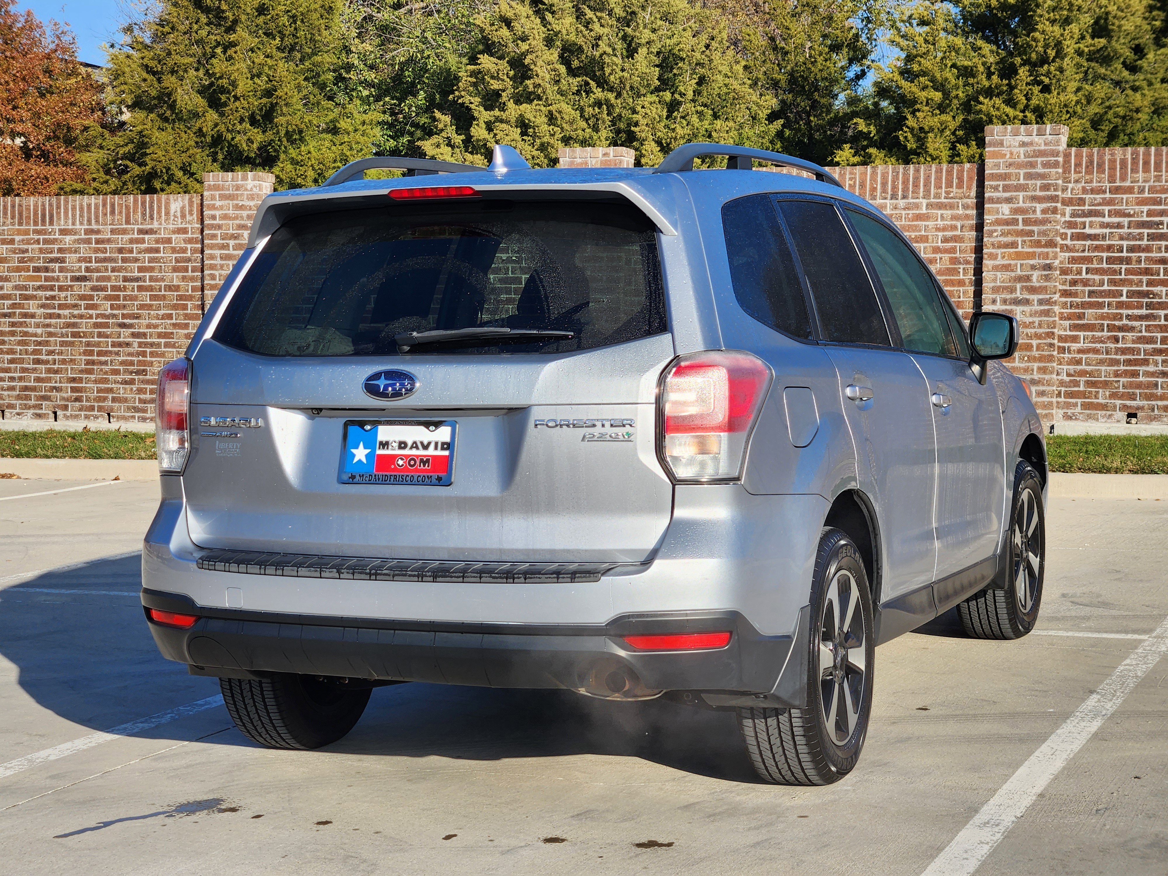 Used 2017 Subaru Forester 2.5i Premium w/ All-Weather Package image 6