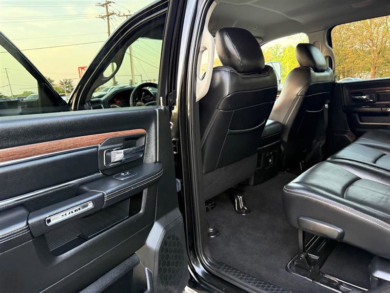 Used 2018 RAM 3500 Laramie image 26