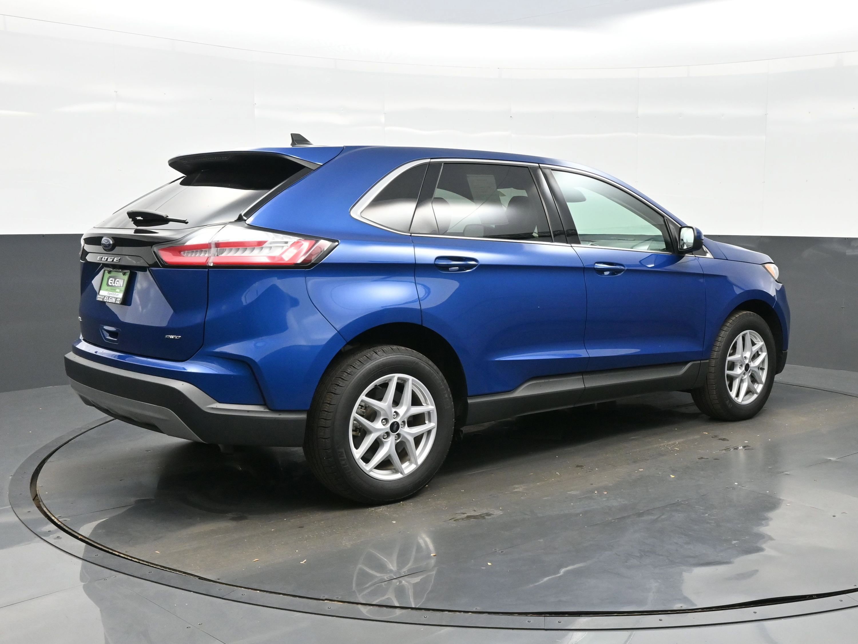 Used 2023 Ford Edge SEL w/ Convenience Package image 6