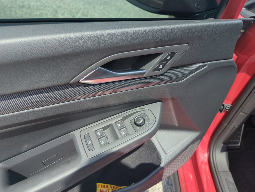 Certified 2026 Volkswagen GTI SE FWD image 19