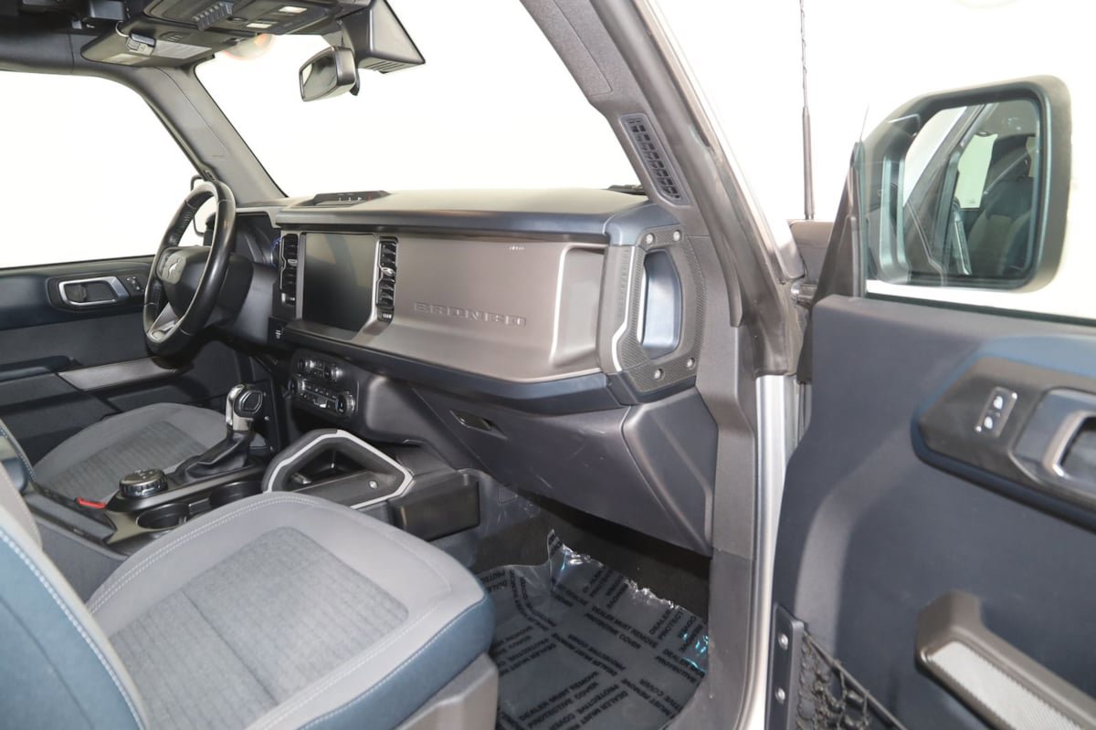 Used 2022 Ford Bronco Outer Banks AWD/4WD image 46