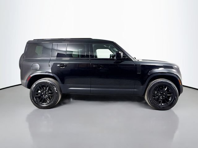 New 2026 Land Rover Defender 110 S AWD/4WD image 4