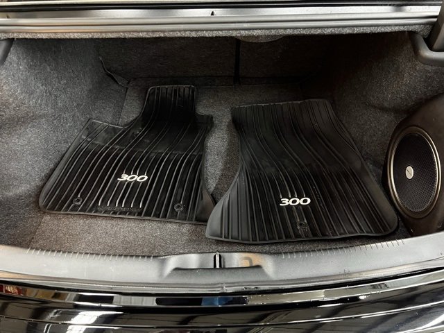 Used 2023 Chrysler 300 Touring L w/ Popular Equipment Group image 18