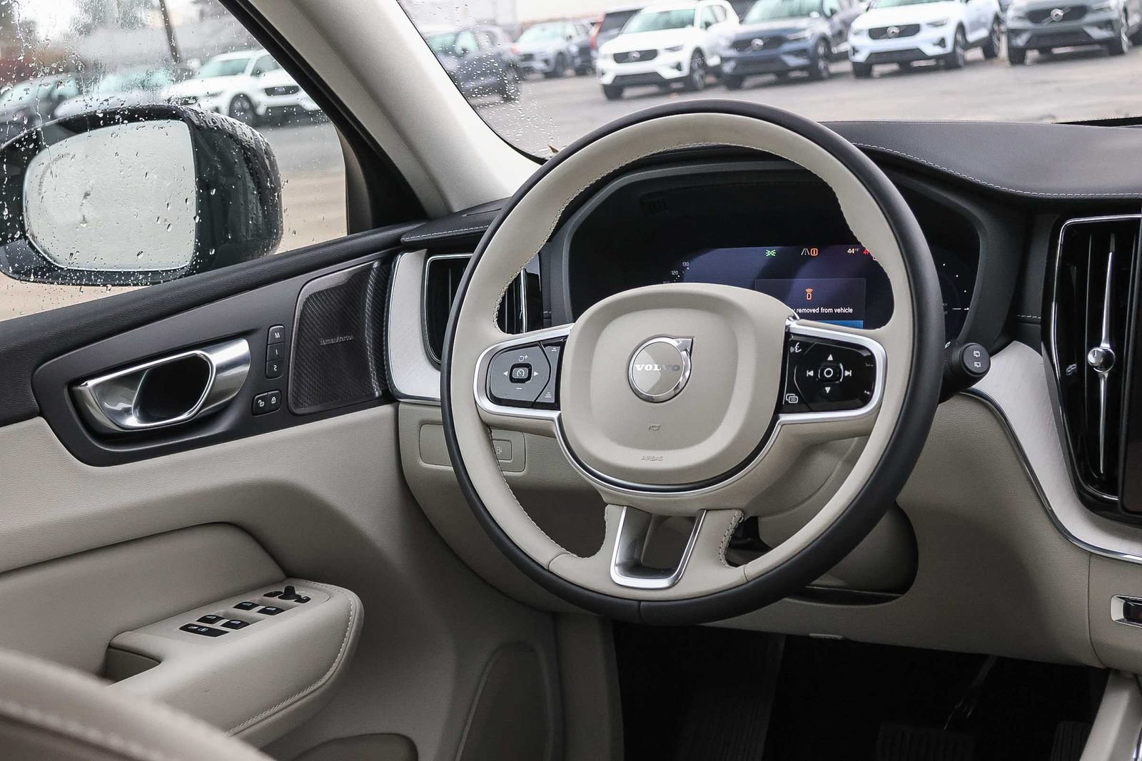 New 2026 Volvo XC60 T8 Ultra w/ Protection Package Premier AWD/4WD image 26