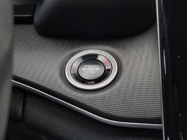 Certified 2025 Jeep Grand Cherokee Laredo AWD/4WD image 33
