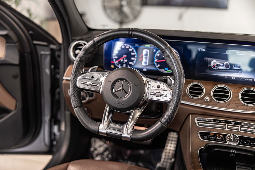 Used 2019 Mercedes-Benz E 53 AMG 4MATIC Sedan image 36