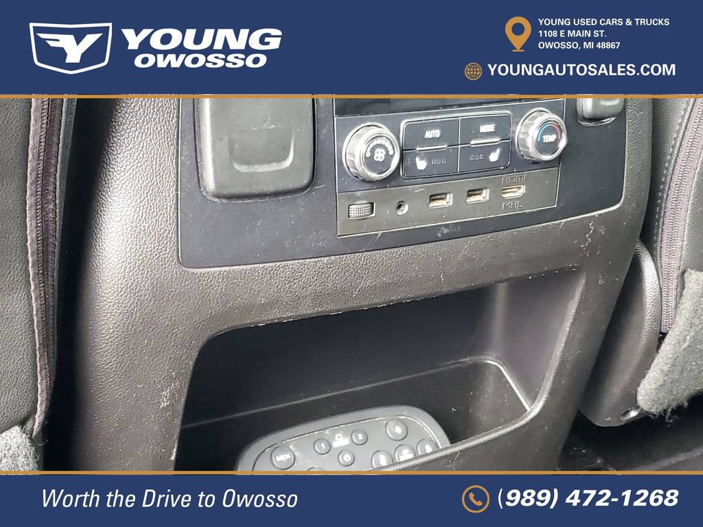 Used 2017 Chevrolet Suburban Premier AWD/4WD image 33