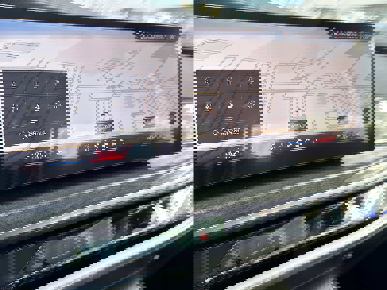 New 2026 BMW 750e xDrive 750e xDrive w/ Executive Package image 19