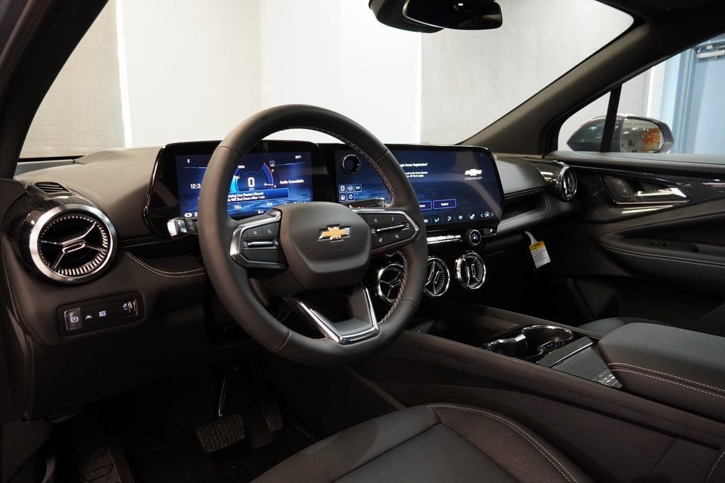 New 2025 Chevrolet Blazer EV LT AWD/4WD image 5