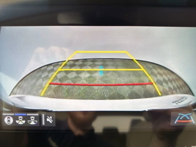 Used 2019 Toyota Avalon Limited w/ Advanced Safety Package FWD image 21