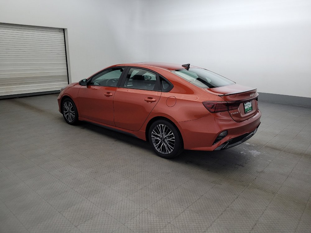 Used 2023 Kia Forte GT-Line w/ GT-Line Premium Package FWD image 3