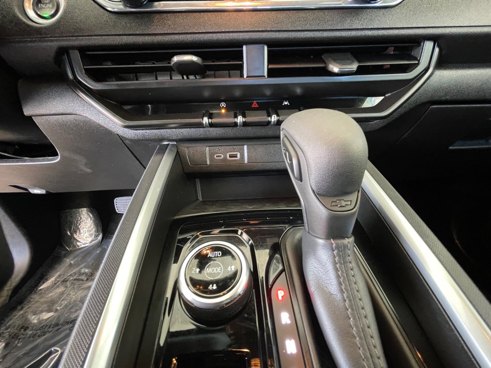 Used 2024 Chevrolet Colorado Trail Boss w/ Advanced Trailering Package image 15