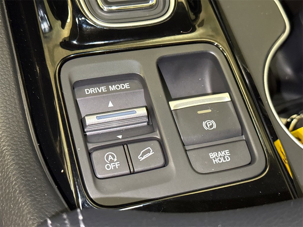 New 2025 Honda Pilot Elite image 32