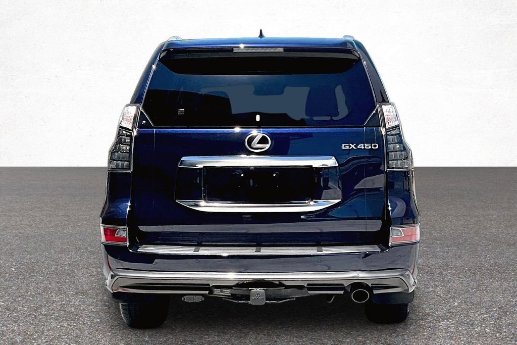Used 2023 Lexus GX 460 Premium w/ Accessory Package AWD/4WD image 6