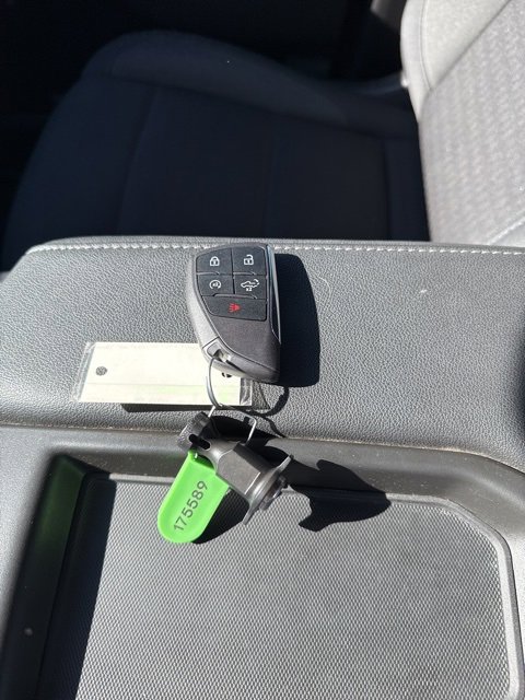 Used 2022 GMC Sierra 1500 Elevation image 32