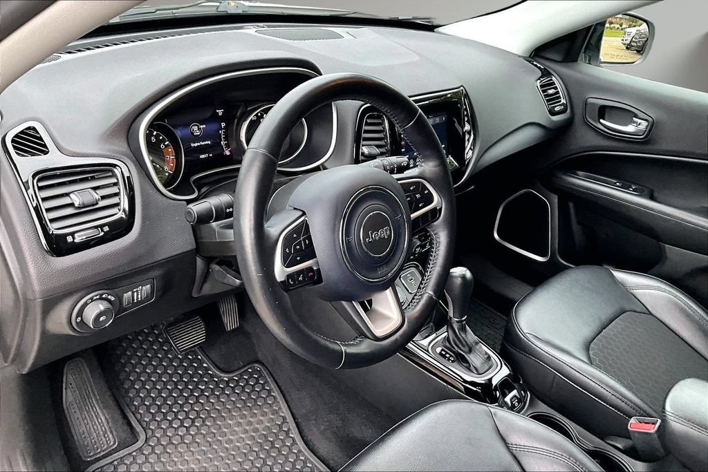 Used 2018 Jeep Compass Latitude w/ Popular Equipment Group AWD/4WD image 17