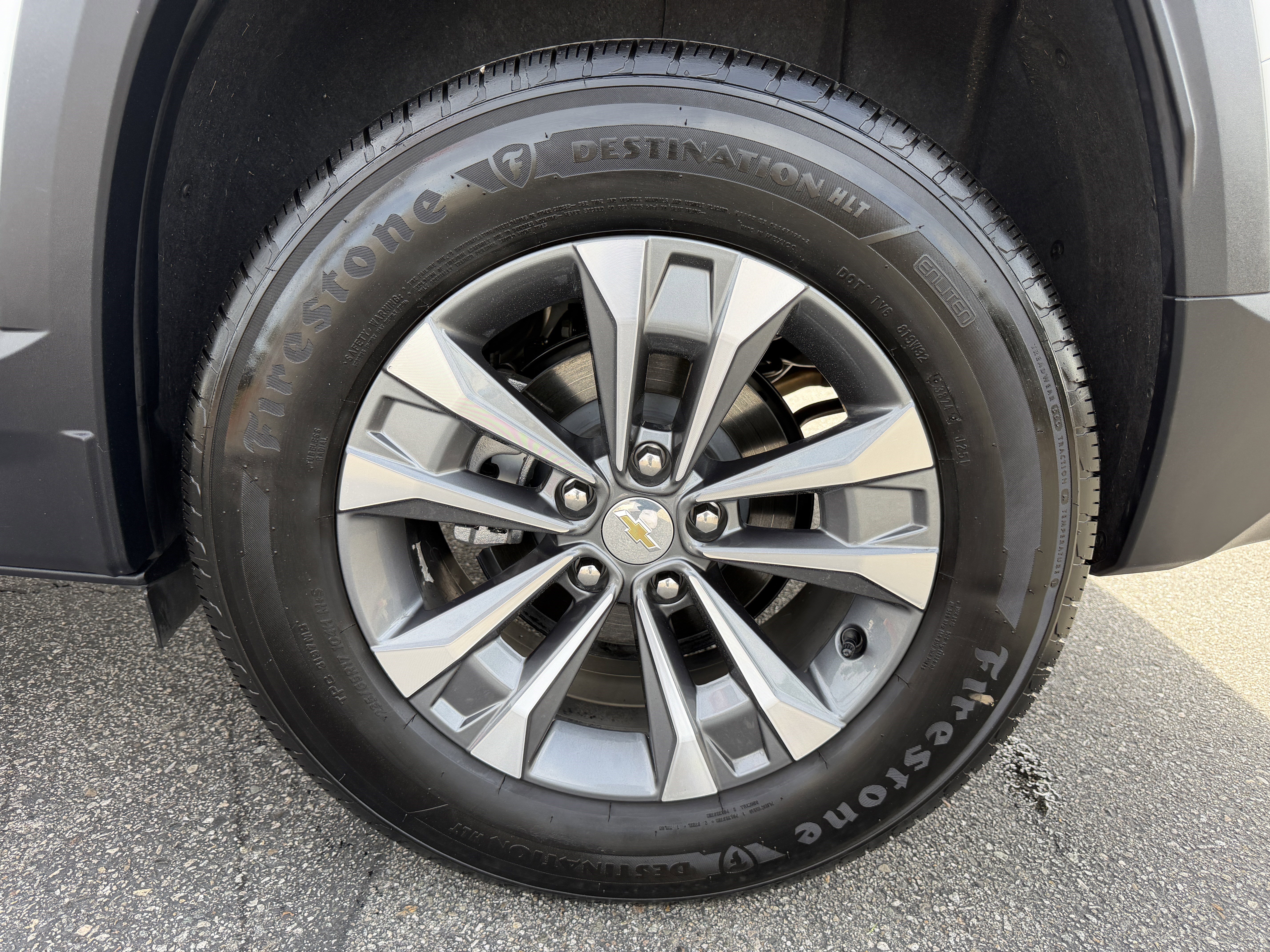 Used 2025 Chevrolet Equinox LT image 11