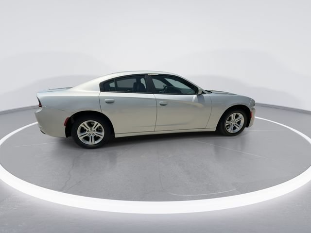 Used 2021 Dodge Charger SXT w/ Leather Interior Group RWD image 8