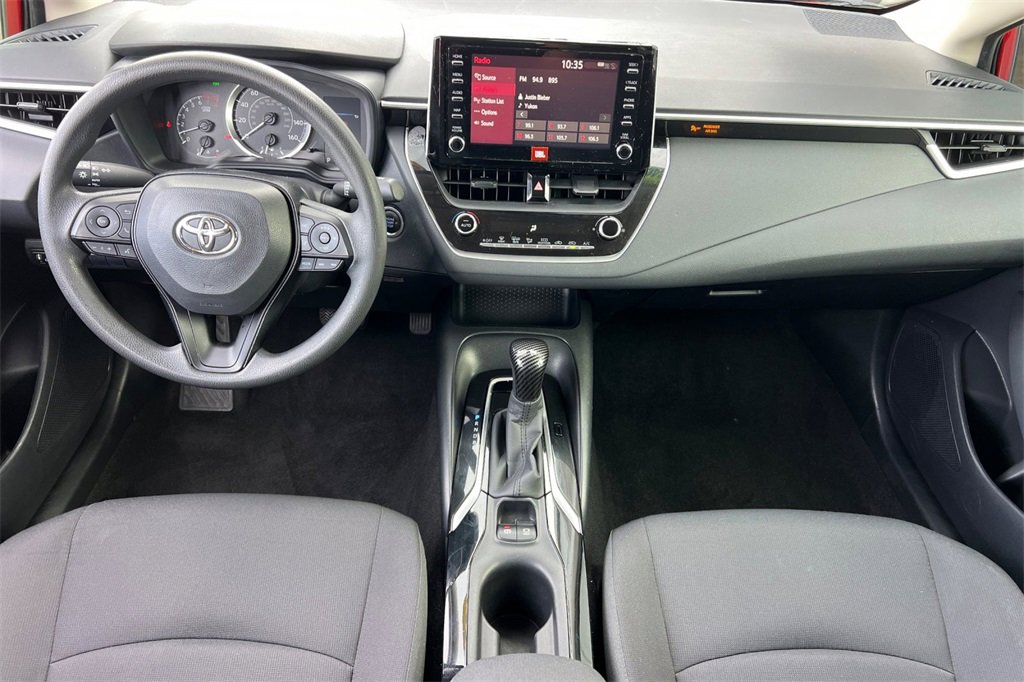 Used 2020 Toyota Corolla LE image 16