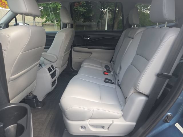 Used 2016 Honda Pilot Touring image 14