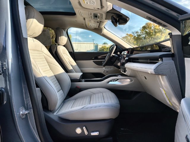 New 2026 Lincoln Nautilus Reserve AWD/4WD image 26