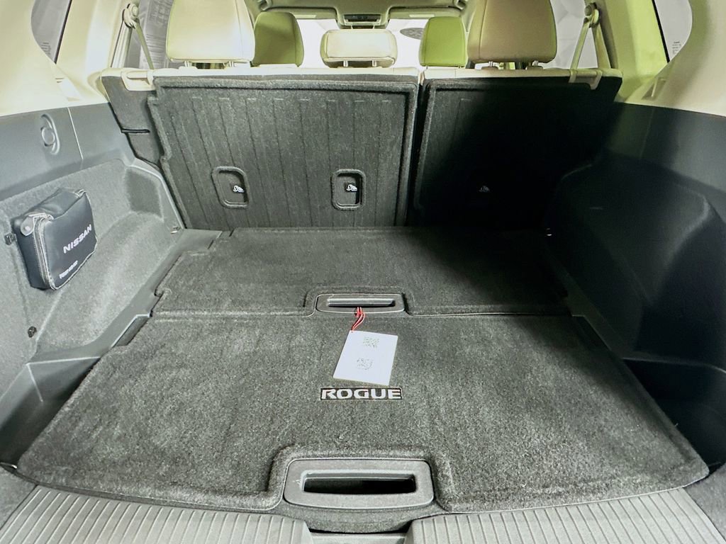 Certified 2023 Nissan Rogue SL image 36
