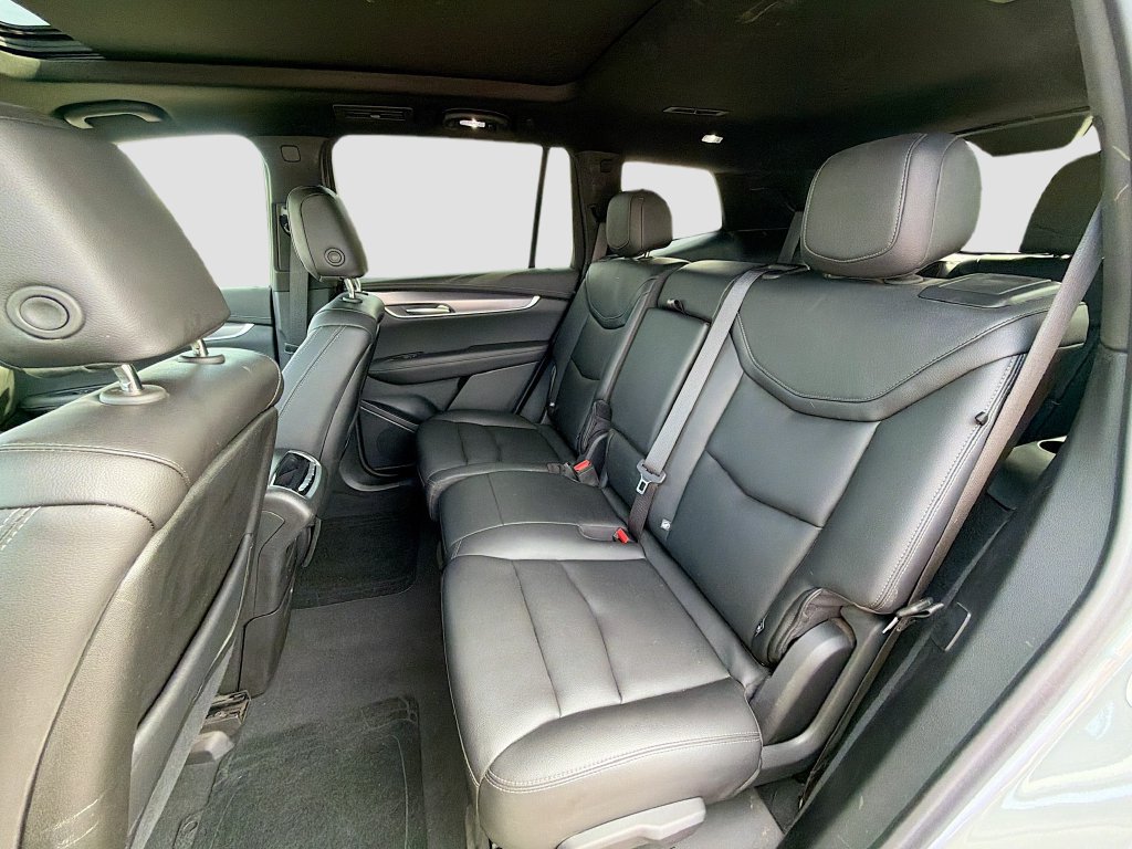 Used 2024 Cadillac XT6 Luxury FWD image 25