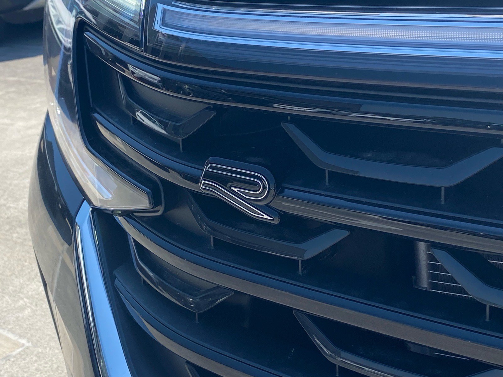 New 2026 Volkswagen Atlas SEL Premium R-Line AWD/4WD image 5