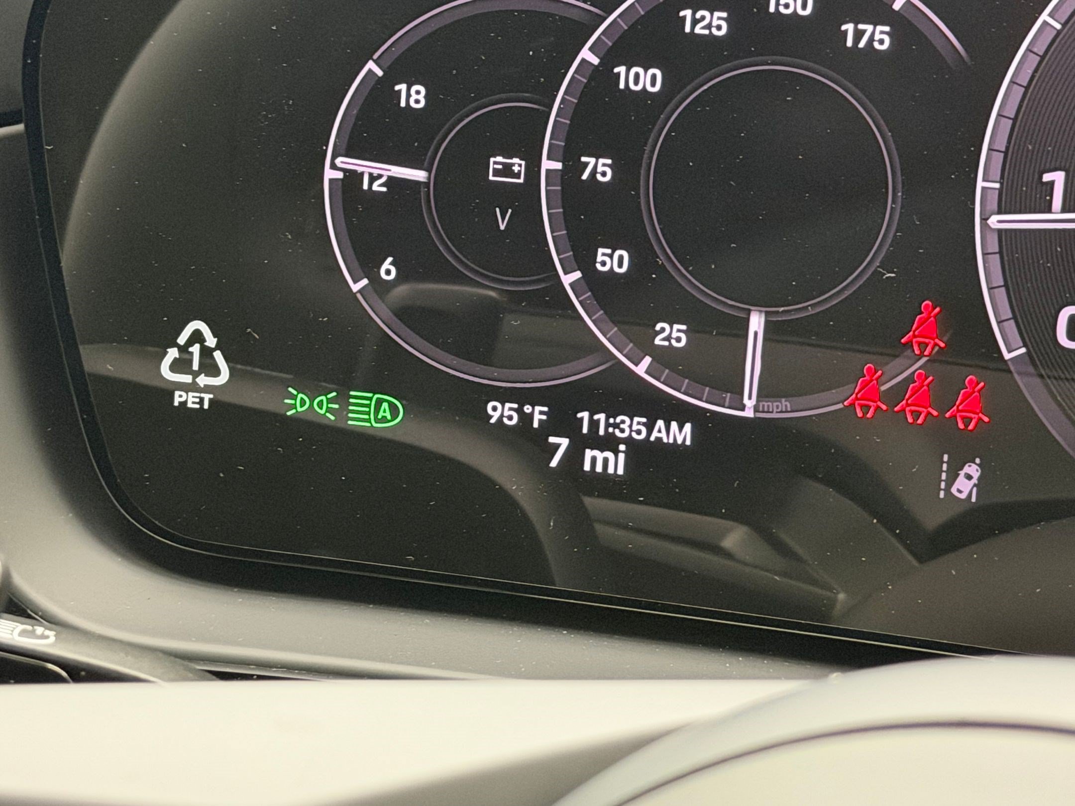 New 2026 Porsche Cayenne Coupe AWD/4WD image 21