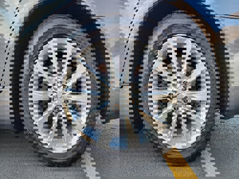 Used 2012 Lexus LS 460 AWD w/ Comfort Pkg image 15