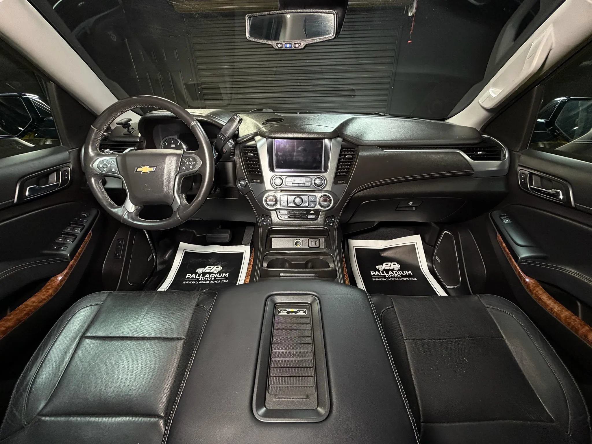 Used 2016 Chevrolet Suburban LTZ RWD image 33