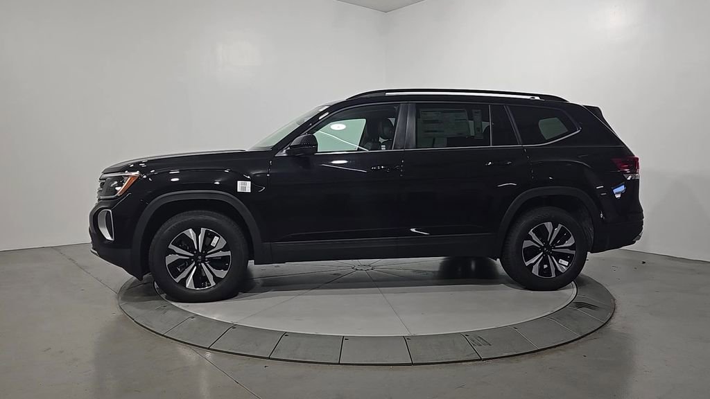 New 2026 Volkswagen Atlas SE image 2